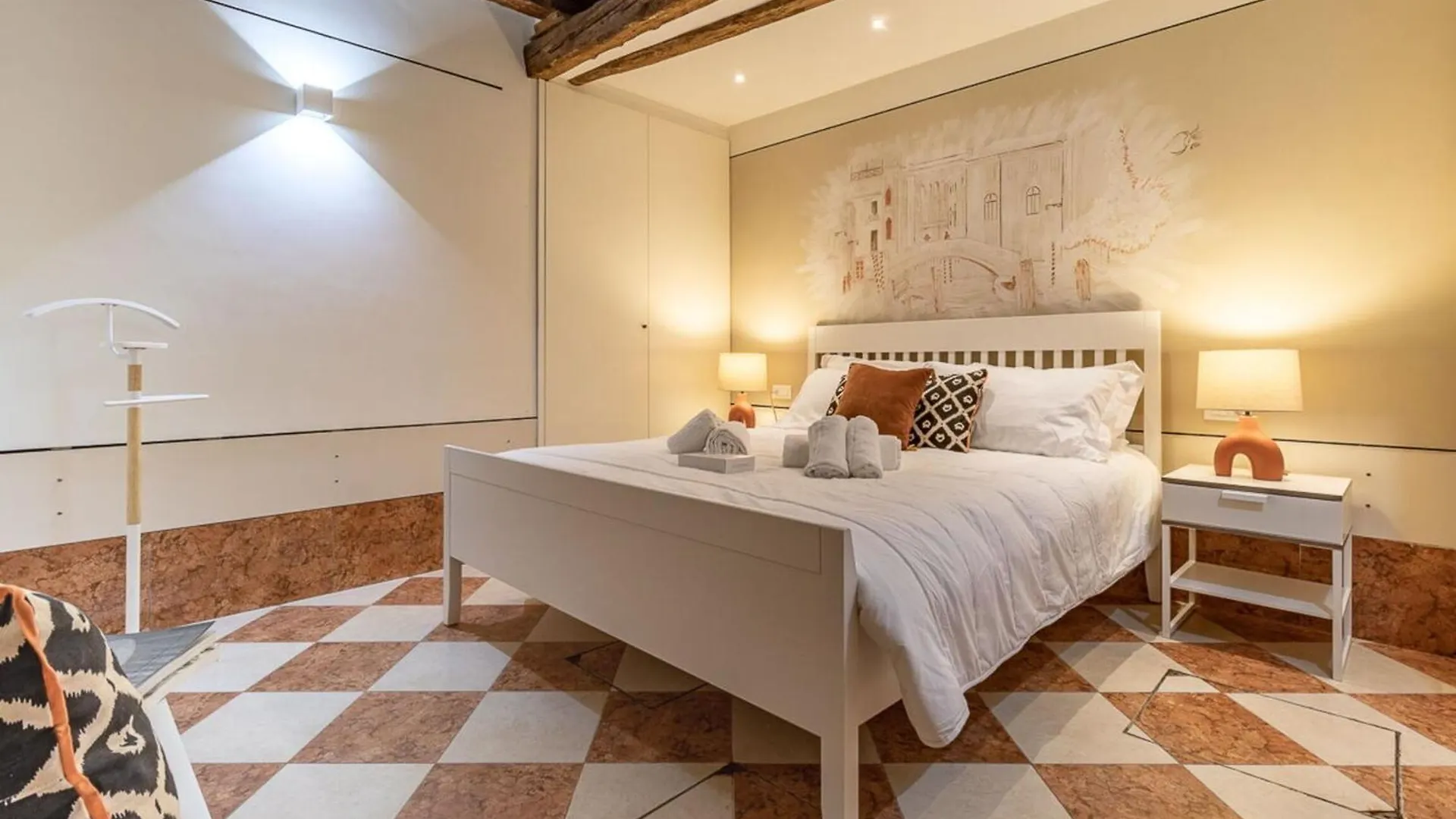 Italian Experience-Rio San Lorenzo Boutique Apartment Venice Italy